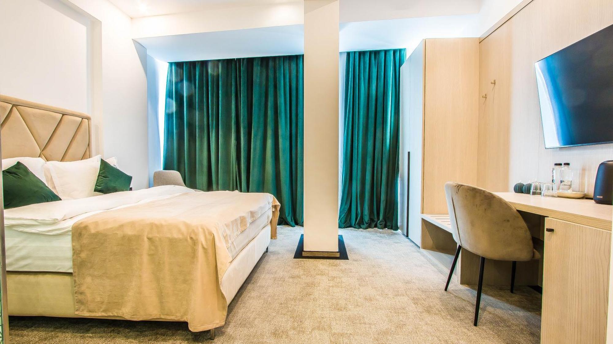 Central Carol Aparthotel 2 ブカレスト エクステリア 写真